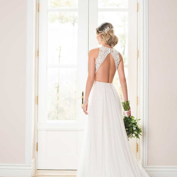 NEW Stella York for Essense of Australia Blush Lace Halter Wedding Dress Size 2 - Picture 2 of 11